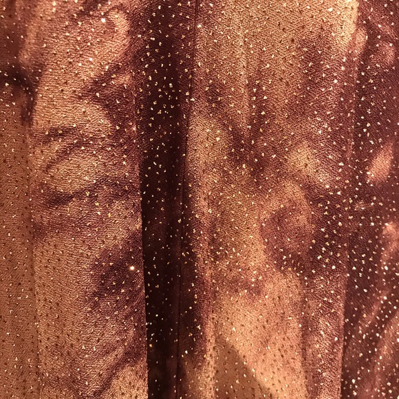 Brown sparkly Le Chateau fitted dress - Picture 3 of 6